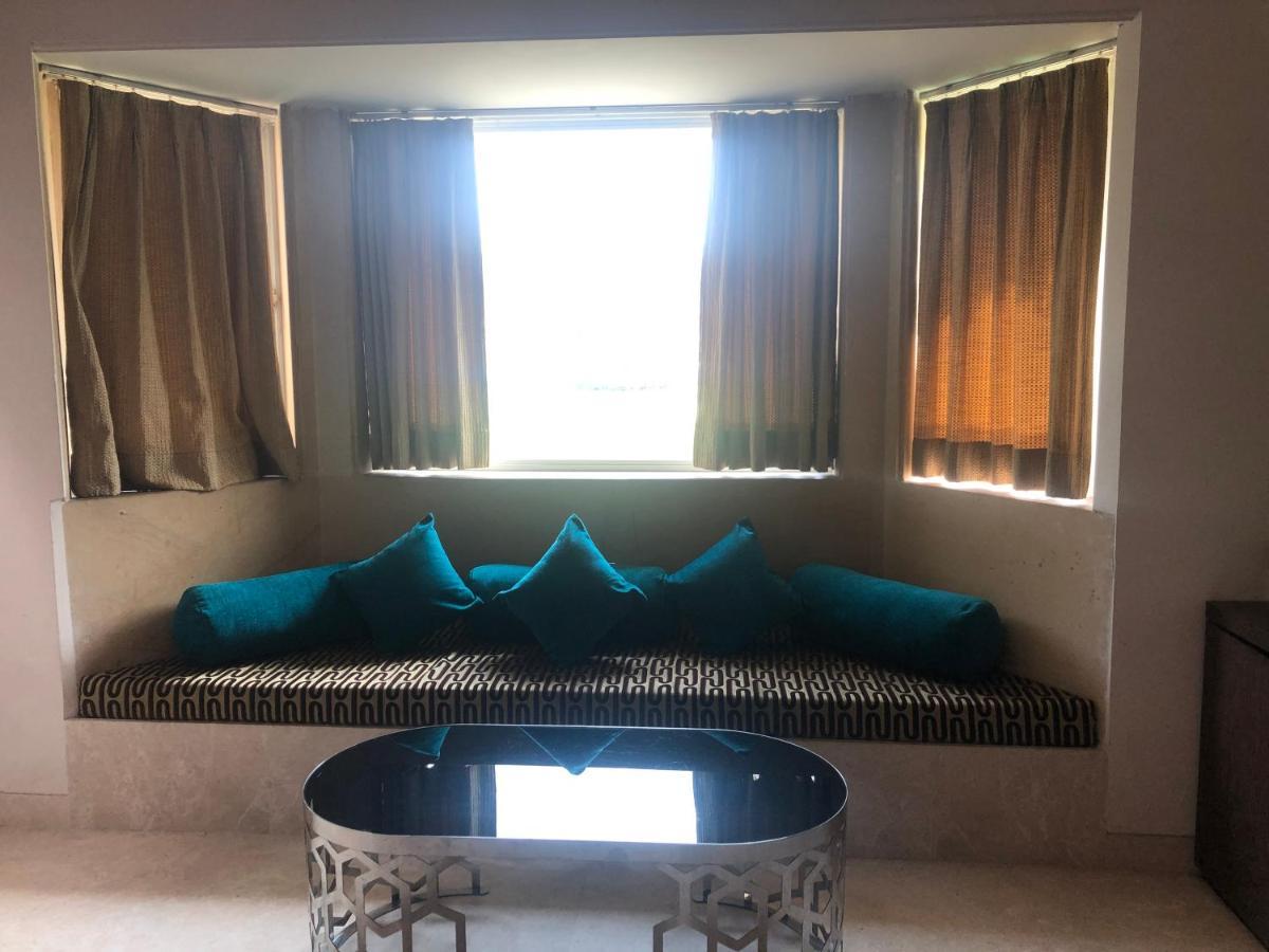 Golden Huts Resorts Rewāri Dış mekan fotoğraf